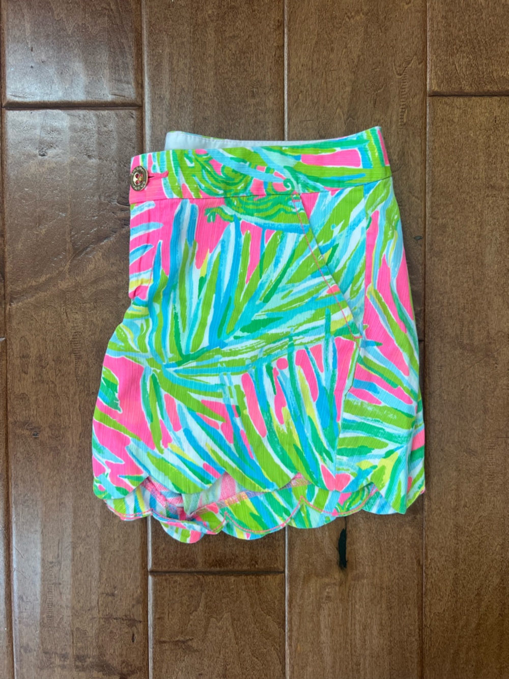 Lilly Pulitzer 5” Buttercup Palm Print Scallop Hem Shorts
